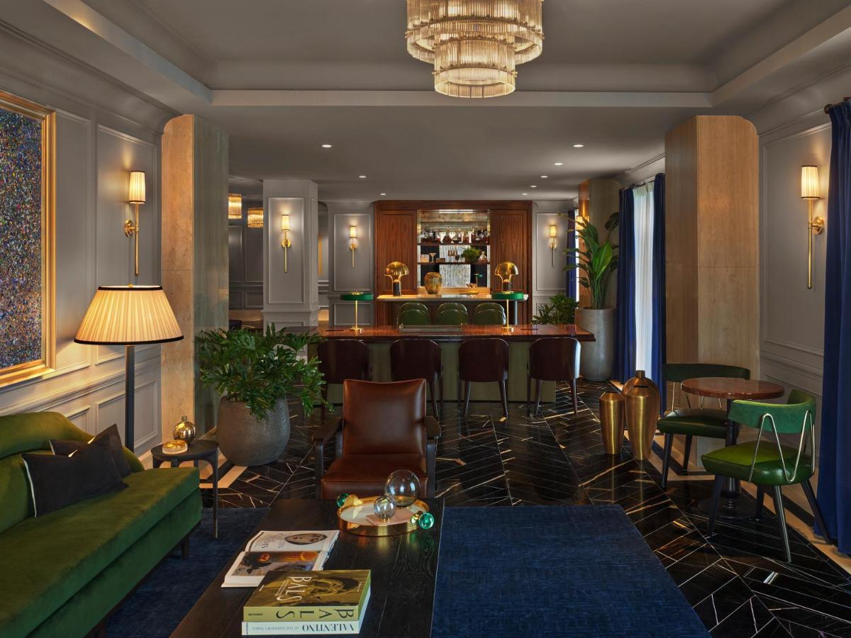 The Newbury Boston Hotel Eksteriør billede The Bar