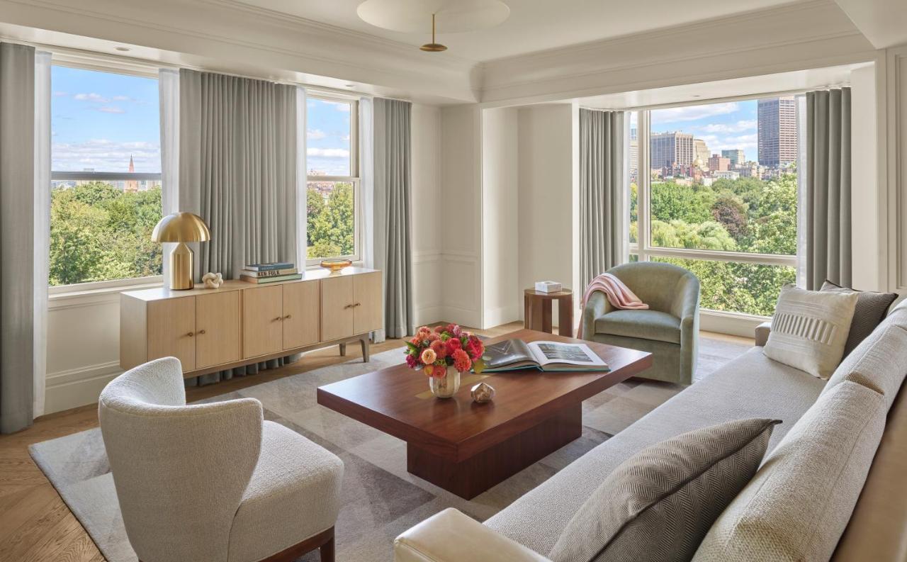 The Newbury Boston Hotel Eksteriør billede A living room at The Park